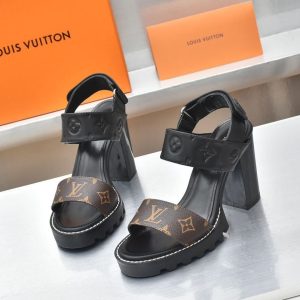 New Arrival LV Women Shoes 213