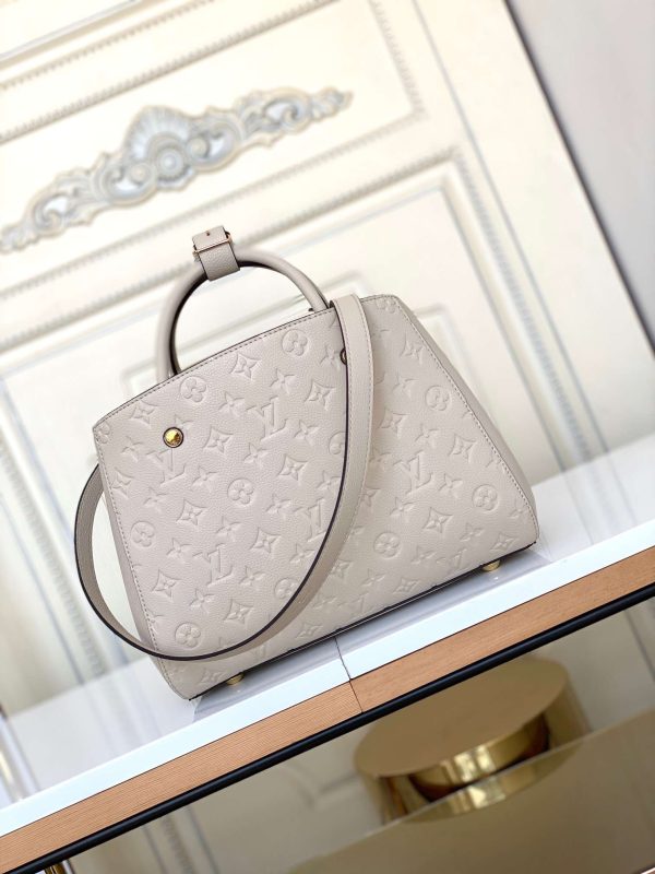 New Arrival Top Quality Handbag 028