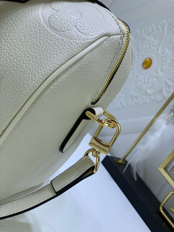 New Arrival L*V Handbag 1137