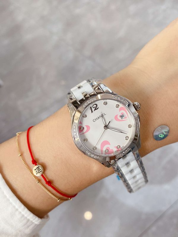 New Arrival Chanel Women Watch C001