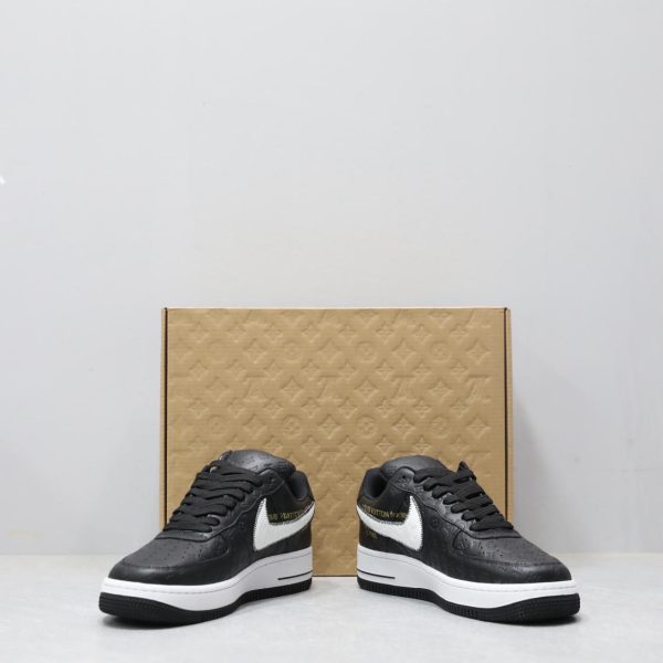 New Arrival LV Air Force Sneakers 006