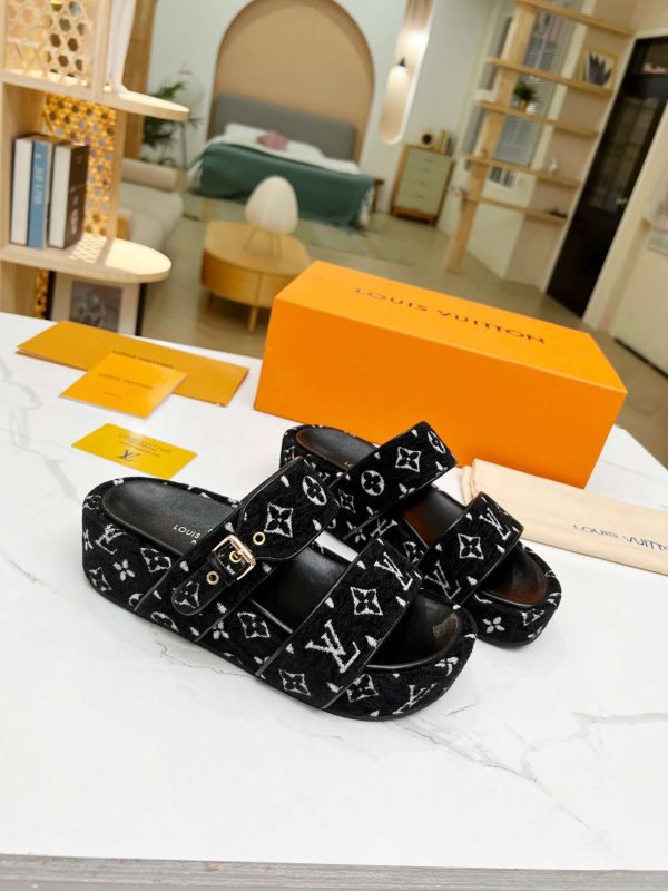 New Arrival LV Women Shoes 163