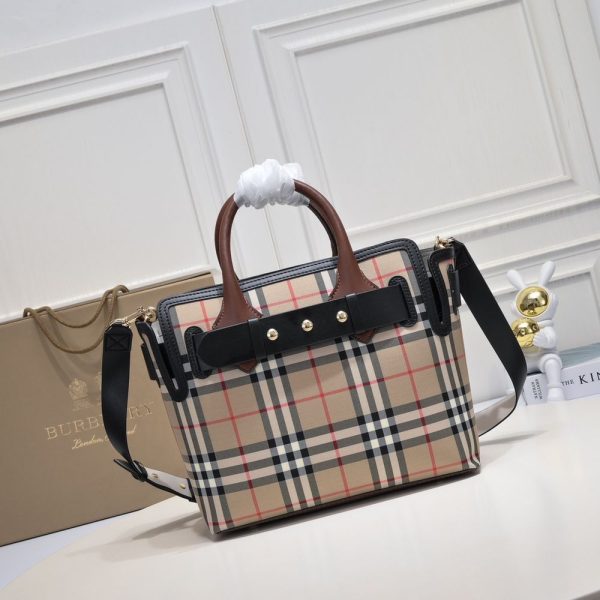 New Arrival Burberry Handbag B008