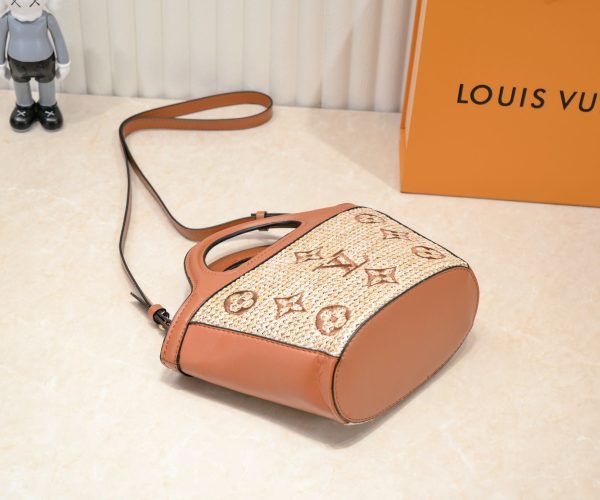 New Arrival L*V Handbag 838