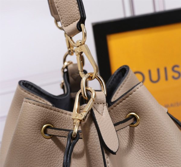 New Arrival L*V Handbag 740