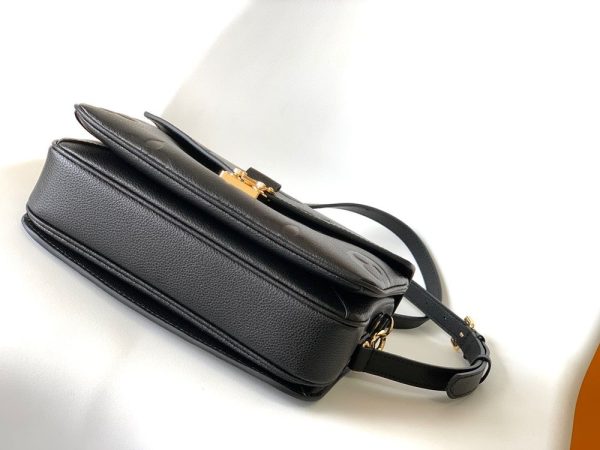 New Arrival Top Quality Handbag 079