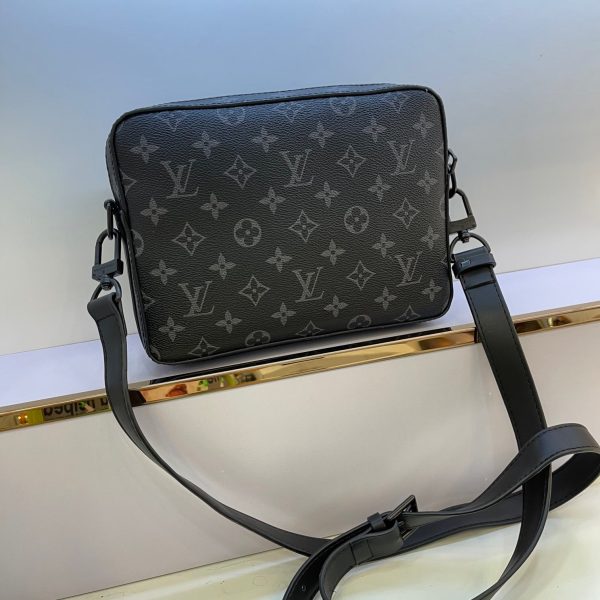 New Arrival L*V Handbag 650