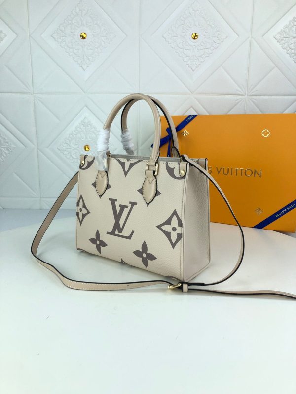 New Arrival L*V Handbag 579