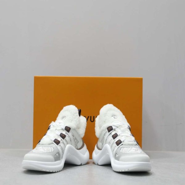 New Arrival LV Dad Sneakers 025