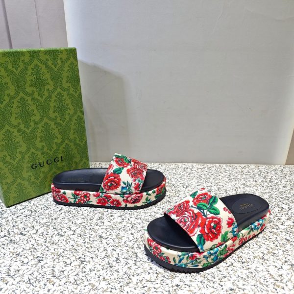 New Arrival Women Slippers 104