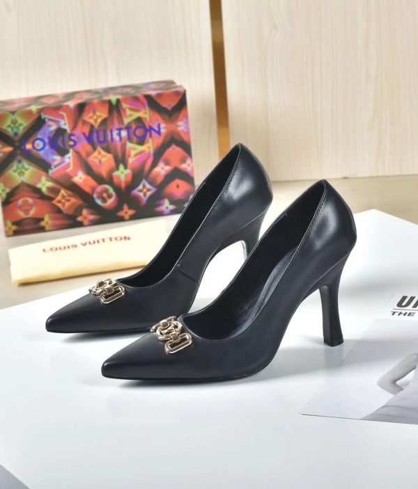 New Arrival Women LV Shoes 052