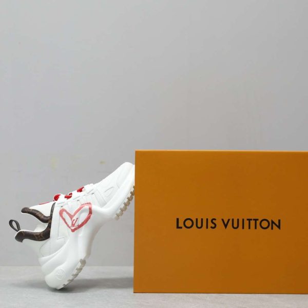 New Arrival LV Dad Sneakers 024