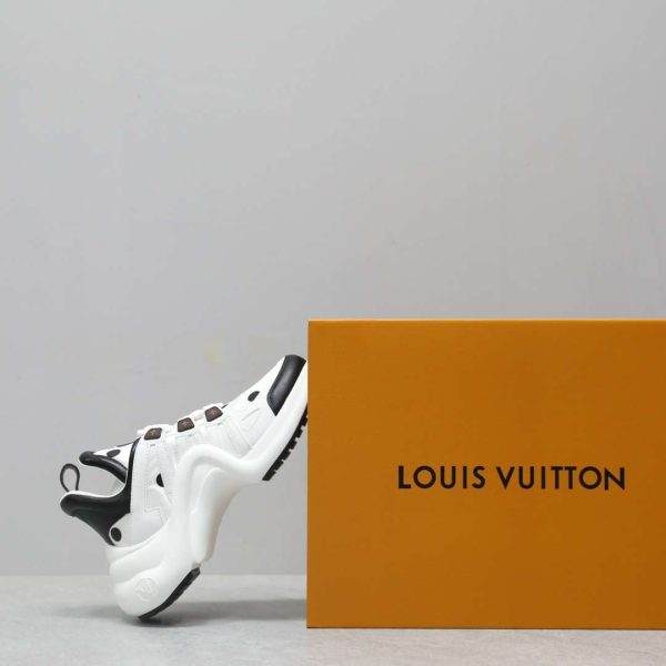 New Arrival LV Dad Sneakers 022