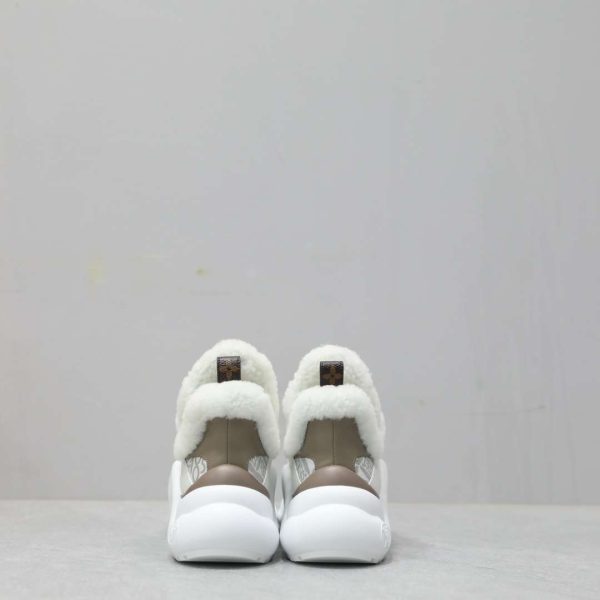 New Arrival LV Dad Sneakers 025