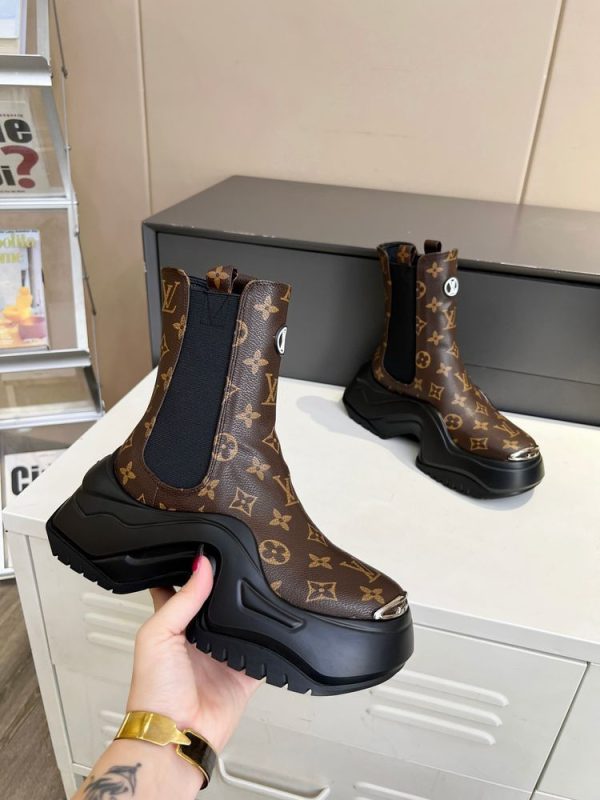 New Arrival LV Women Shoes 309