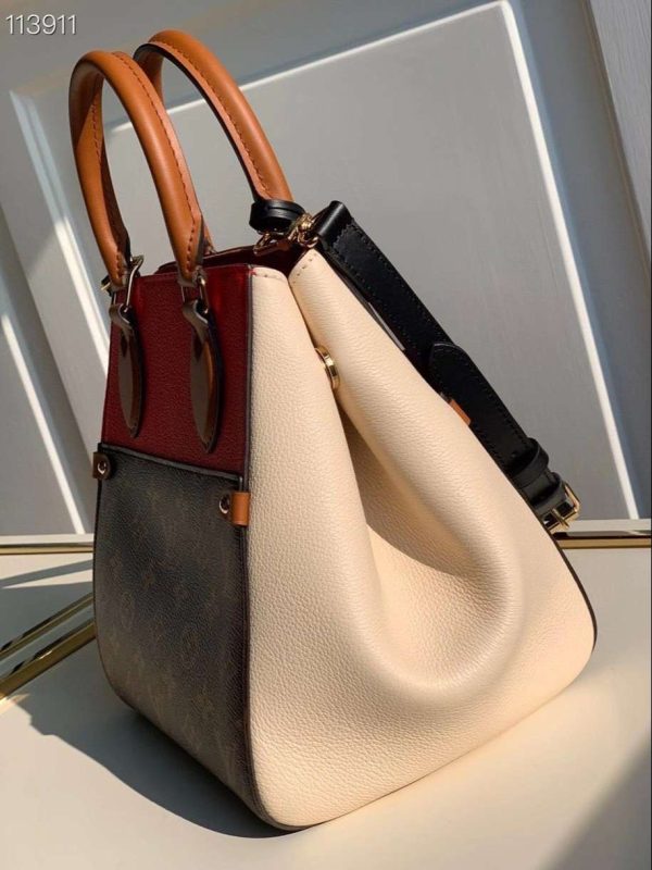 New Arrival Top Quality Handbag 012