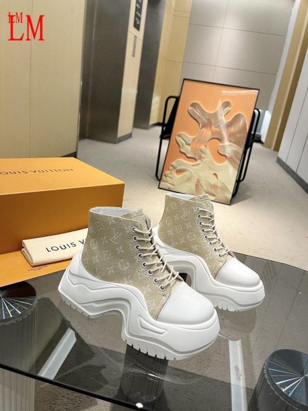 New Arrival LV Women Shoes 370