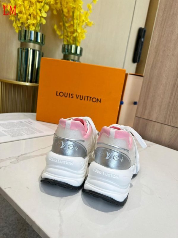 New Arrival LV Women Shoes 382