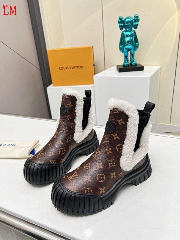 New Arrival LV Women Shoes 373