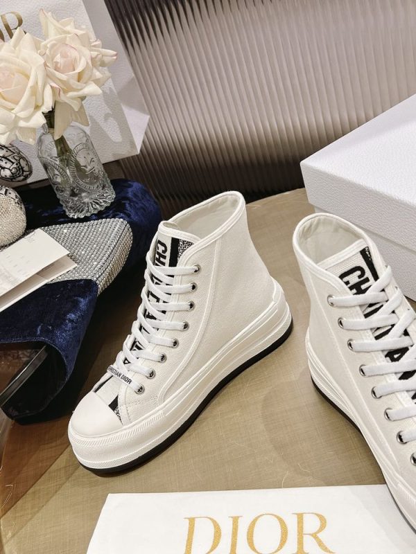 New Arrival Women Dior Shoes 048