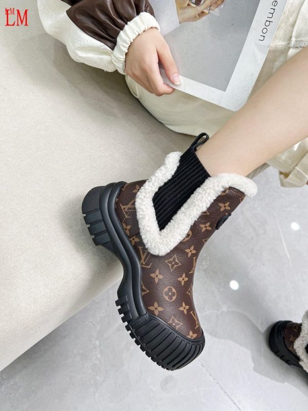 New Arrival LV Women Shoes 373