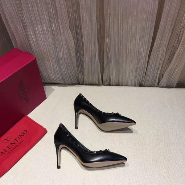 New Arrival Valentino Women Shoes 001