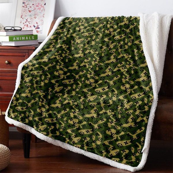 Army fashion Louis Vuitton Blanket 001