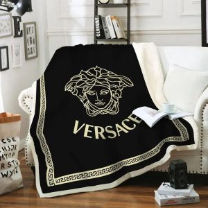 Black Medusa Pattern Versace Blanket 018