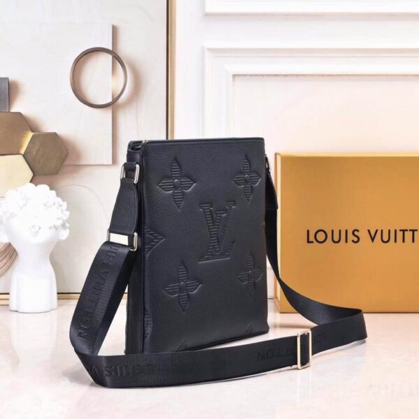 New Collection Bags For Men LV027