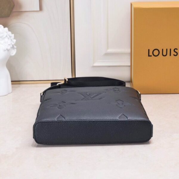 New Collection Bags For Men LV027