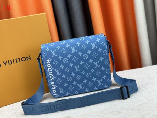 New Collection Bags For Men LV087