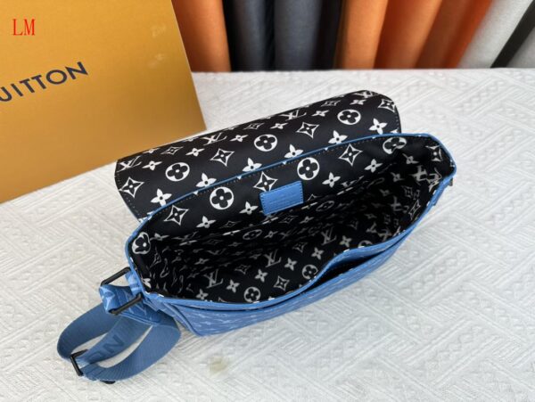 New Collection Bags For Men LV087