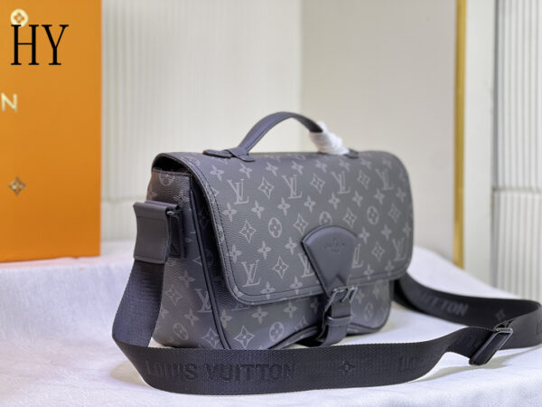 New Collection Bags For Men LV091