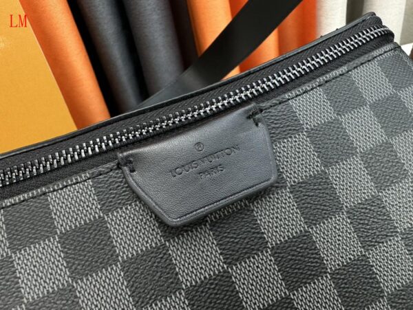 New Collection Bags For Men LV086