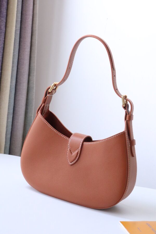 New Arrival L*V Handbag 1650