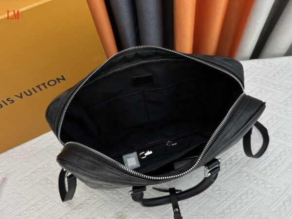 New Collection Bags For Men LV089