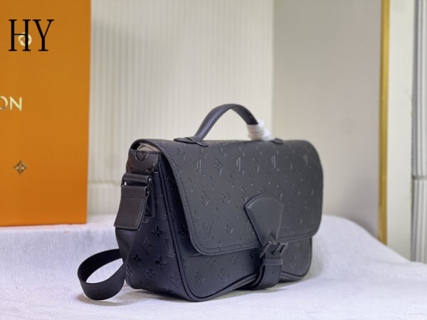 New Collection Bags For Men LV091