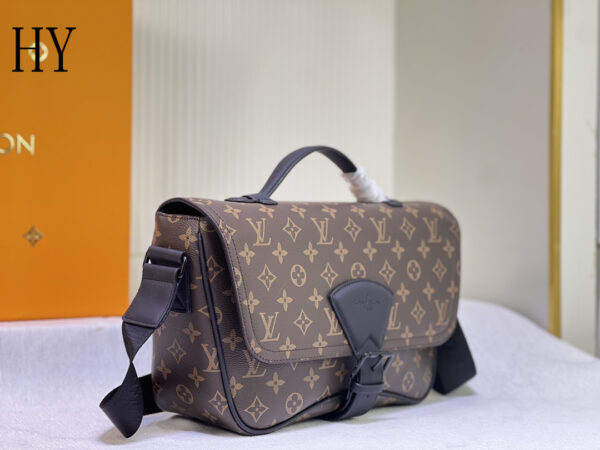 New Collection Bags For Men LV091