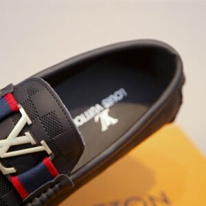 LV sz38 44 3C n (24)1224537 1896421