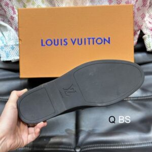 LV sz38 45 BS0701 06 2005488