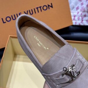 LV sz38 45 BS0704 08 2005518