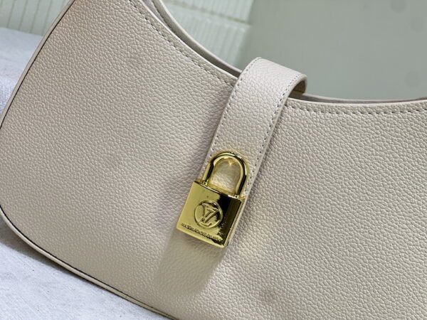 New Arrival L*V Handbag 1521