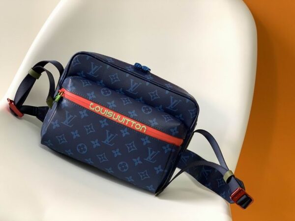 New Collection Bags For Men LV040