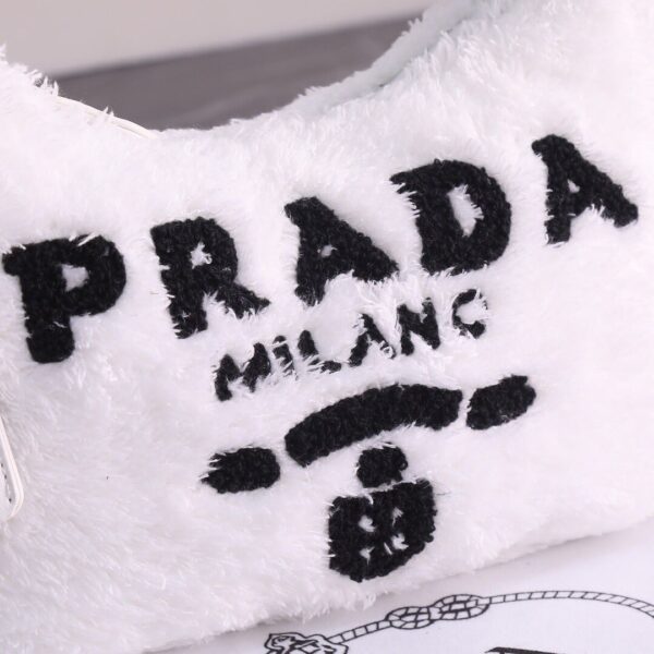 New Arrival Prada HandBag P130