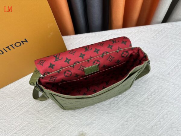 New Collection Bags For Men LV088