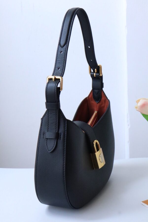 New Arrival L*V Handbag 1650