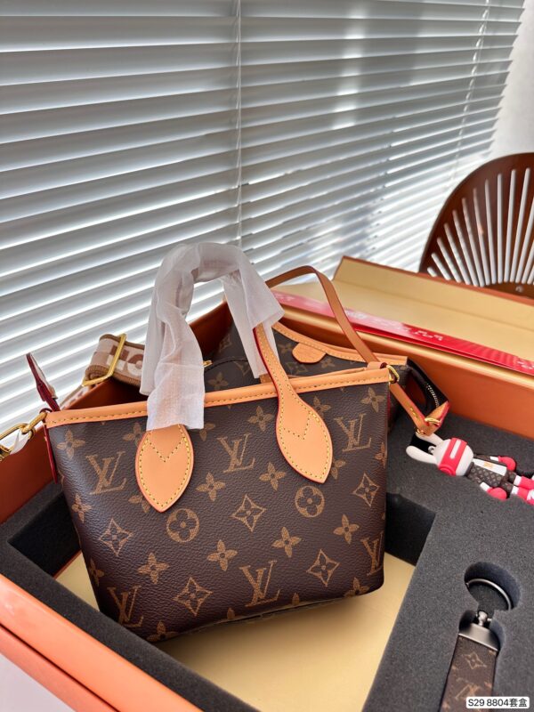 New Arrival L*V Handbag 1541