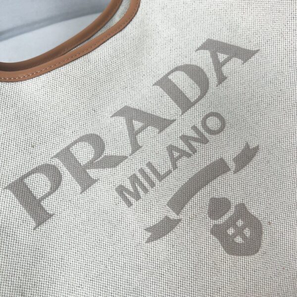 New Arrival Prada HandBag P152