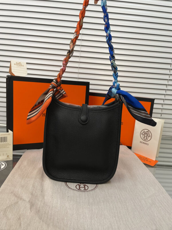 New Arrival HM handbag 37