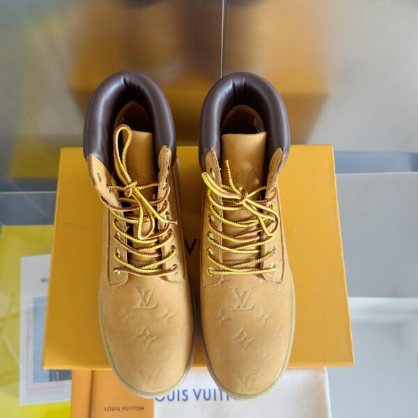 New Arrival LV Women Shoes 385